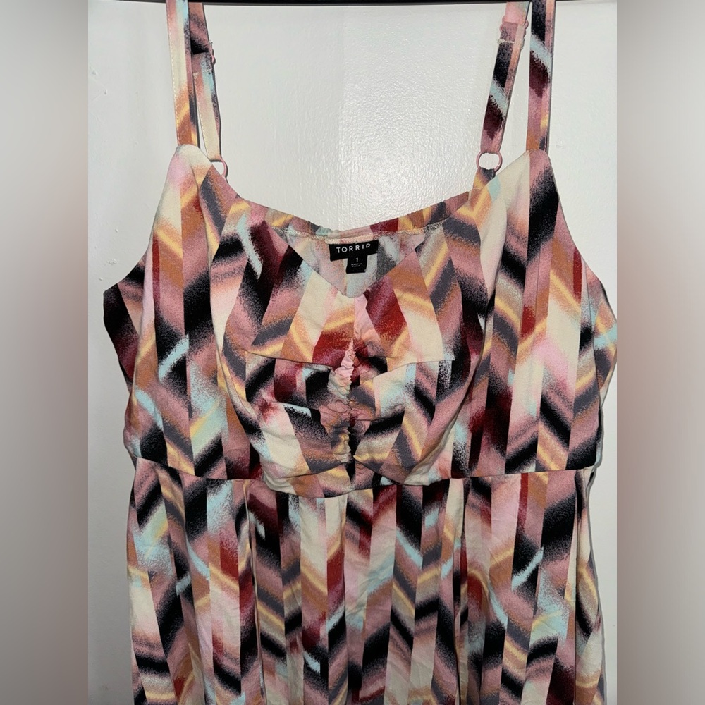 Torrid Mini Challis Skater Dress in Chevron Size 1X - Picture 3 of 6